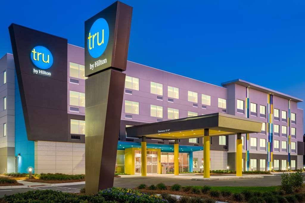 Tru By Hilton Savannah Airport, Ga Hotel Exterior photo